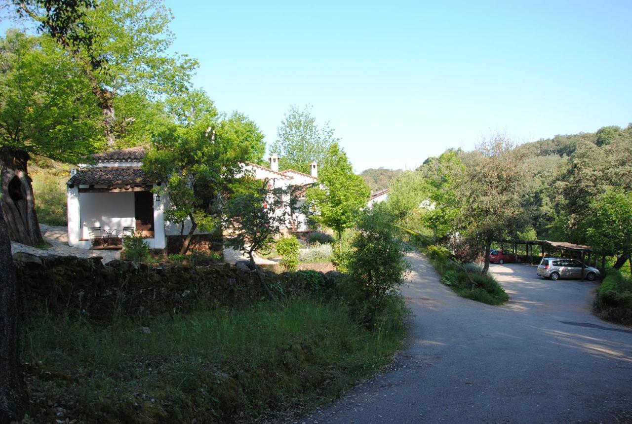 Finca Valbono Apartamentos Rurales Y Hotel Aracena Exterior foto