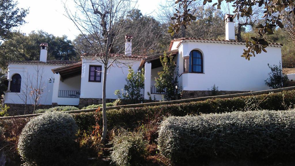 Finca Valbono Apartamentos Rurales Y Hotel Aracena Exterior foto